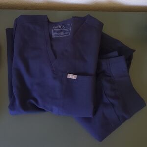 Figs Technical Collection Women’s Scrub Set Top Size S & Pant Size S Navy Blue